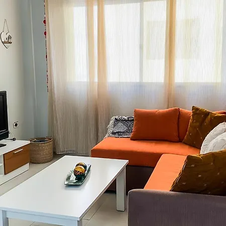 Beachhouse 3br Apartment